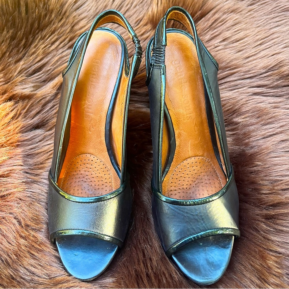 Gentle Souls by Kenneth Cole “Lindy” Heels